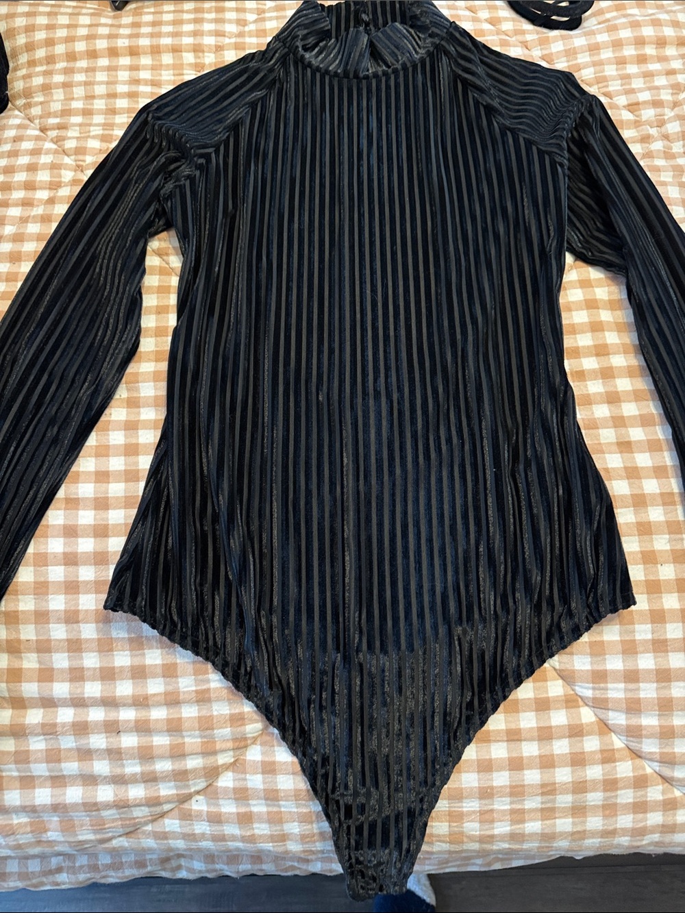 Lulu's Black Long-Sleeve Ribbed Velvet Bodysuit